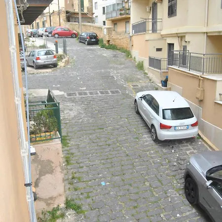 Centre - 1-bed - Sleeps 4 Apartamento *