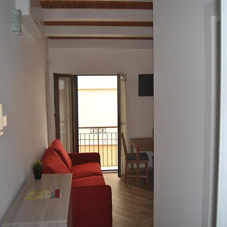 Centre - 1-bed - Sleeps 4 * Агридженто